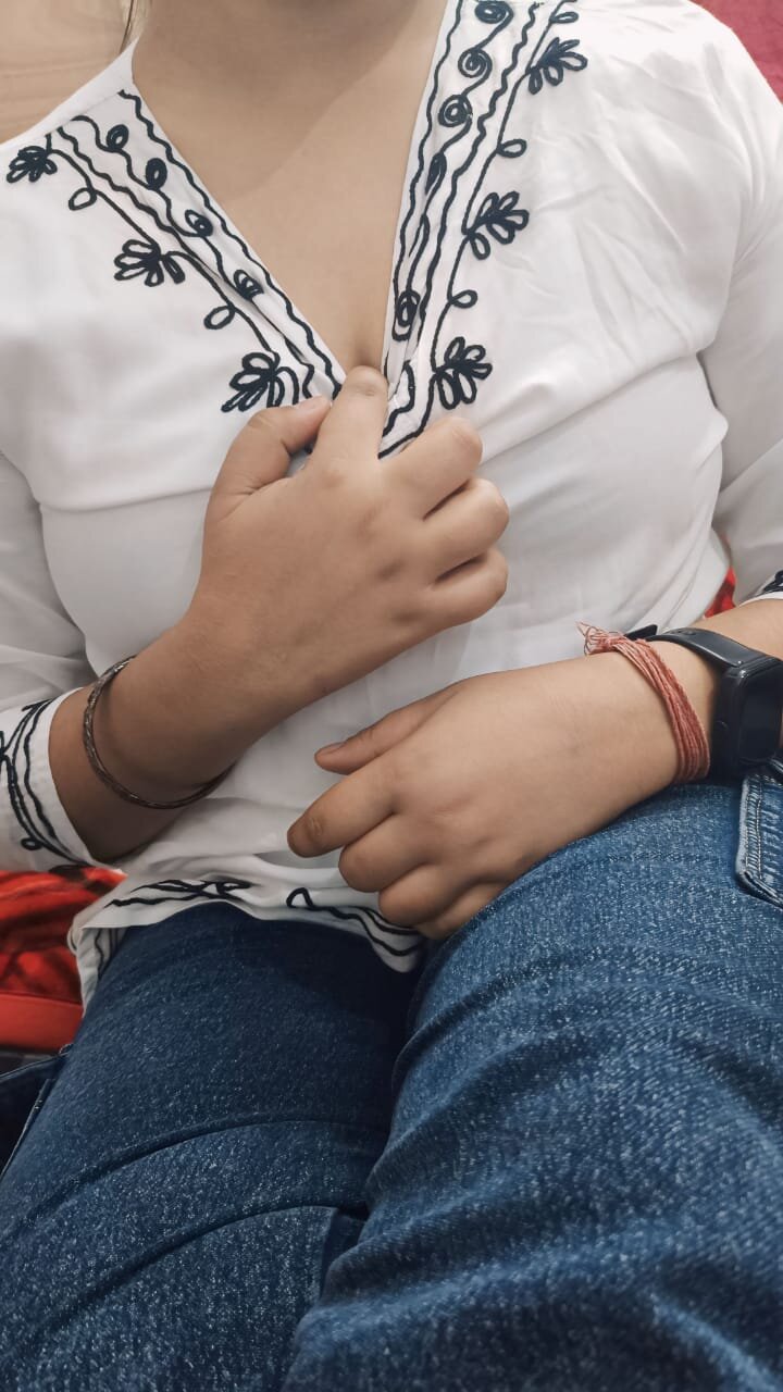 Hot_kavyaa