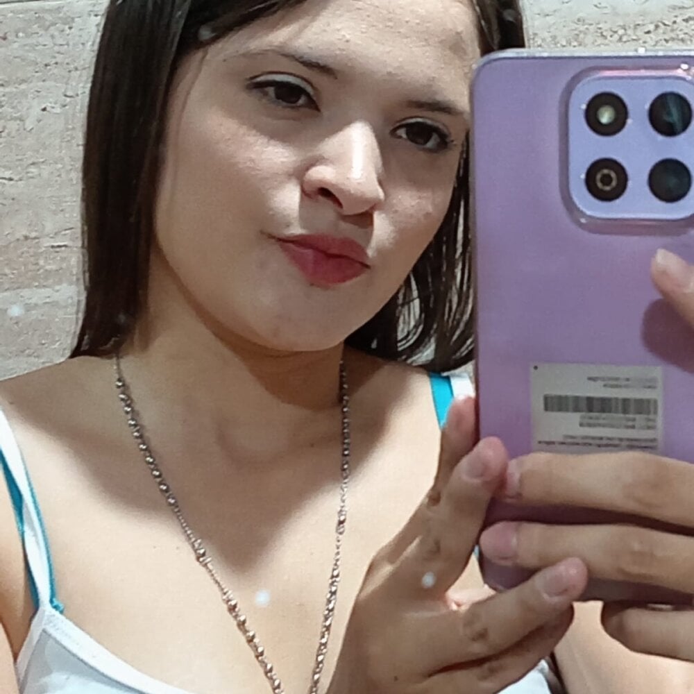 247camsex.com katyrojas livesex profile in planet-earth-dont-ask cams