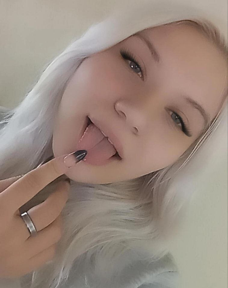 Nikaa_Moon profile
