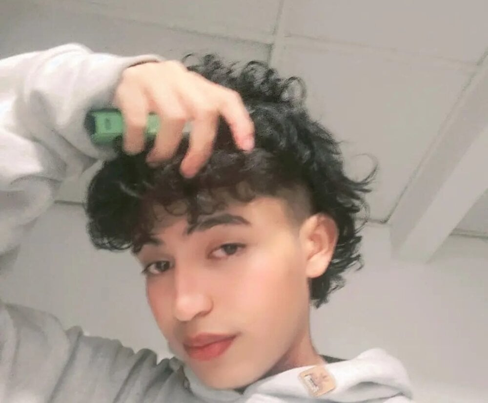 Taylor_Harvey