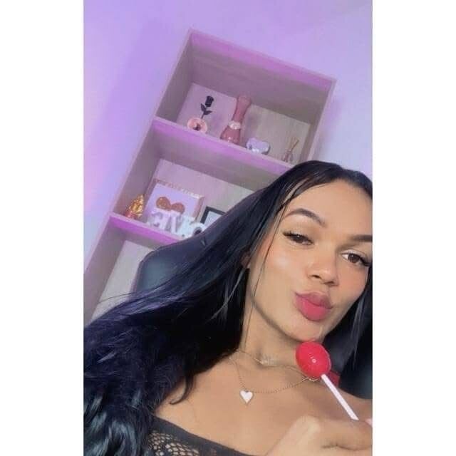 danesa_2001's Offline XXX Chat