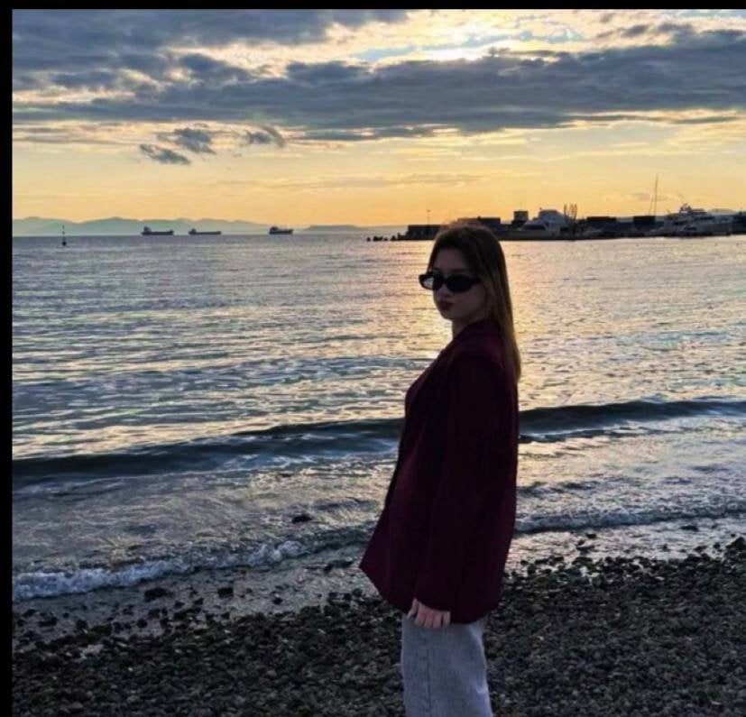 myliveeroticcams.com karamel_ka6 livesex profile in i-live-in-the-sunflower-field cams