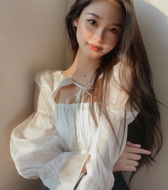 Live sex webcam photo for Julia-2k6 #286883635