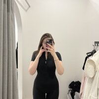SilkMuse's webcam live show
