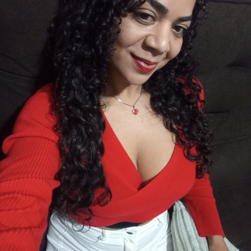 stripchat patydeusa webcam profile pic via glamcambabes.com
