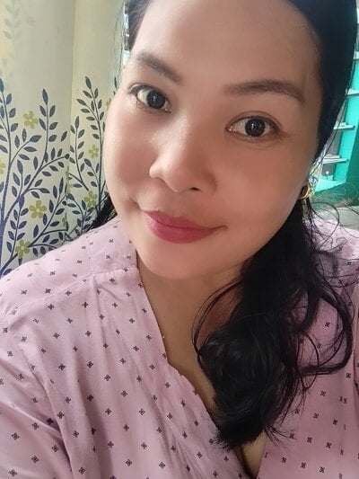 Hot_melly05
