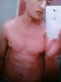 IncompatibleBean41's webcam live show