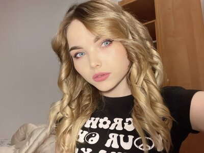 -FavoriteGirl- 🎊 live naked chat