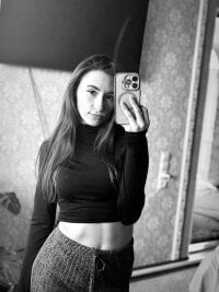 MadelinLoverx offline chatrum