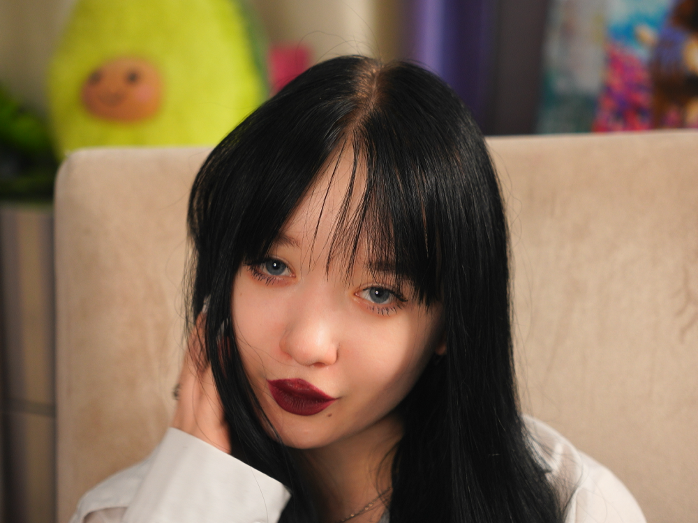 bestlivesexchat.com letitiaambriz livesex profile in straight cams