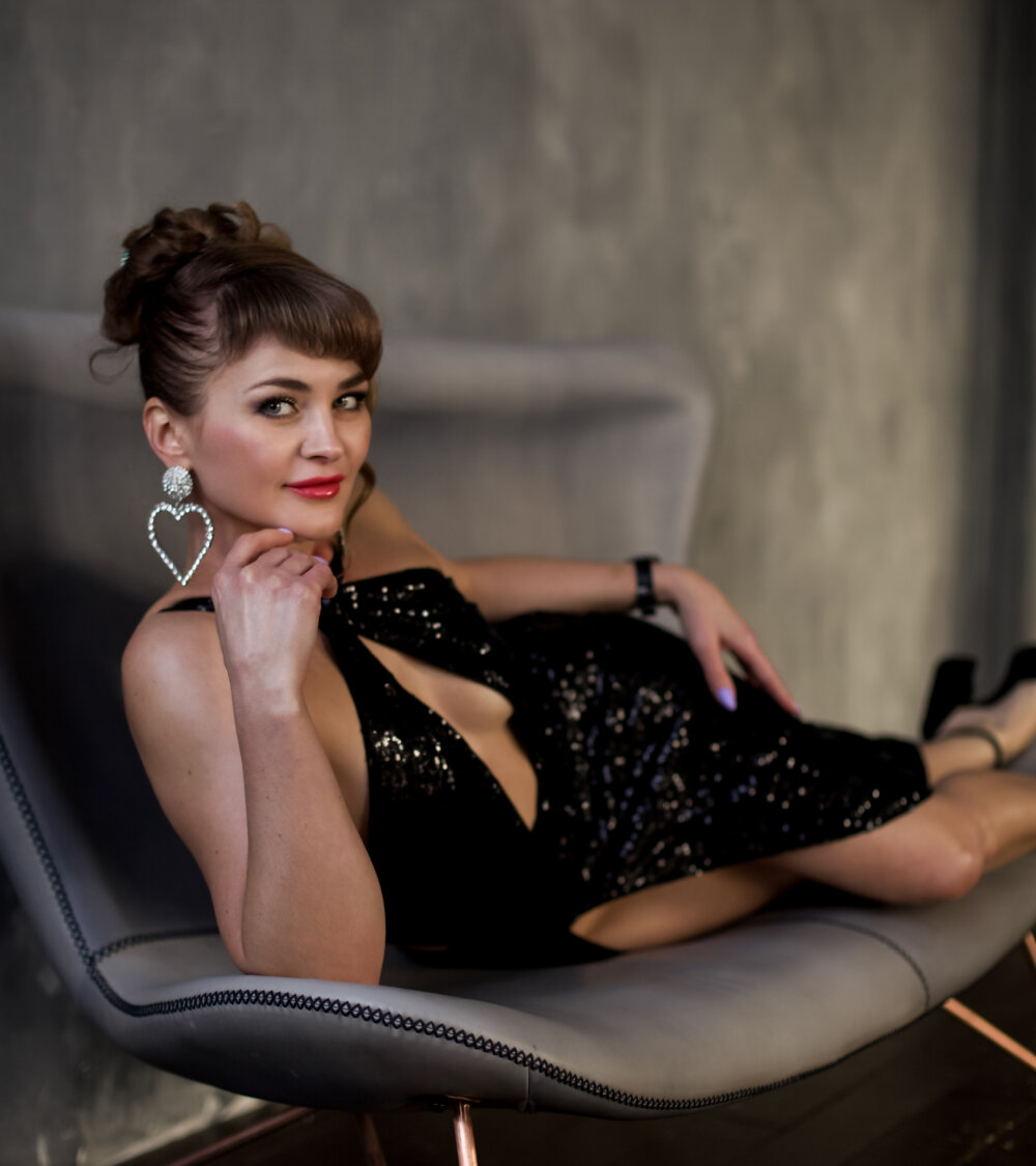 annasimonsj Videos: Cam4 ChatUrbate Online - ONScreens.me