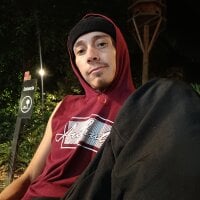 Edward_slim2's Offline Chat Room