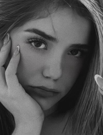 ShelbyHagen - upskirt teens