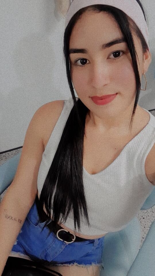 imesswithanyone18