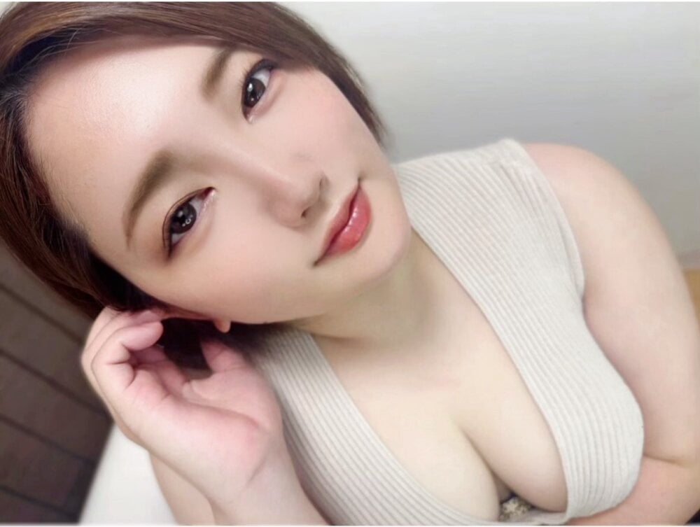 stripchat miyabiii11 webcam profile pic via 247camsex.com