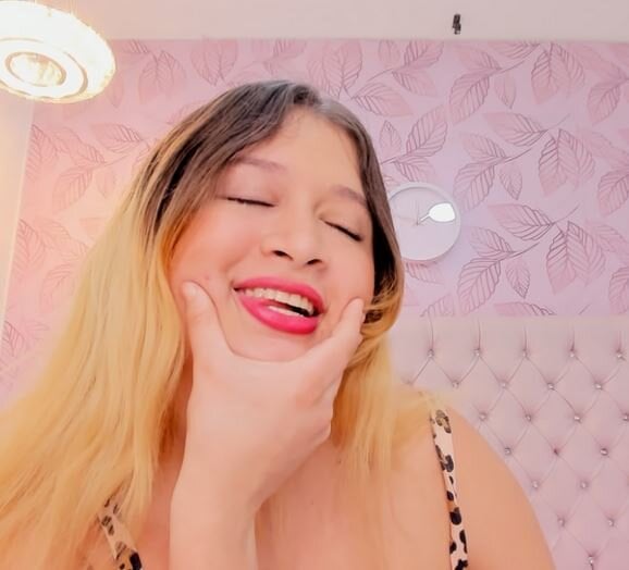 Gia_Andy's Offline Chat Room