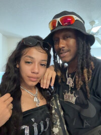 exotica98couple's Offline XXX Chat