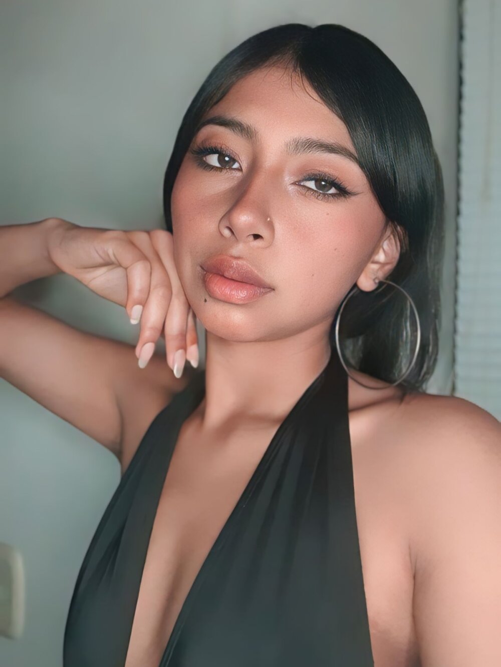 Katrin_ch Cam Model Profile | Stripchat