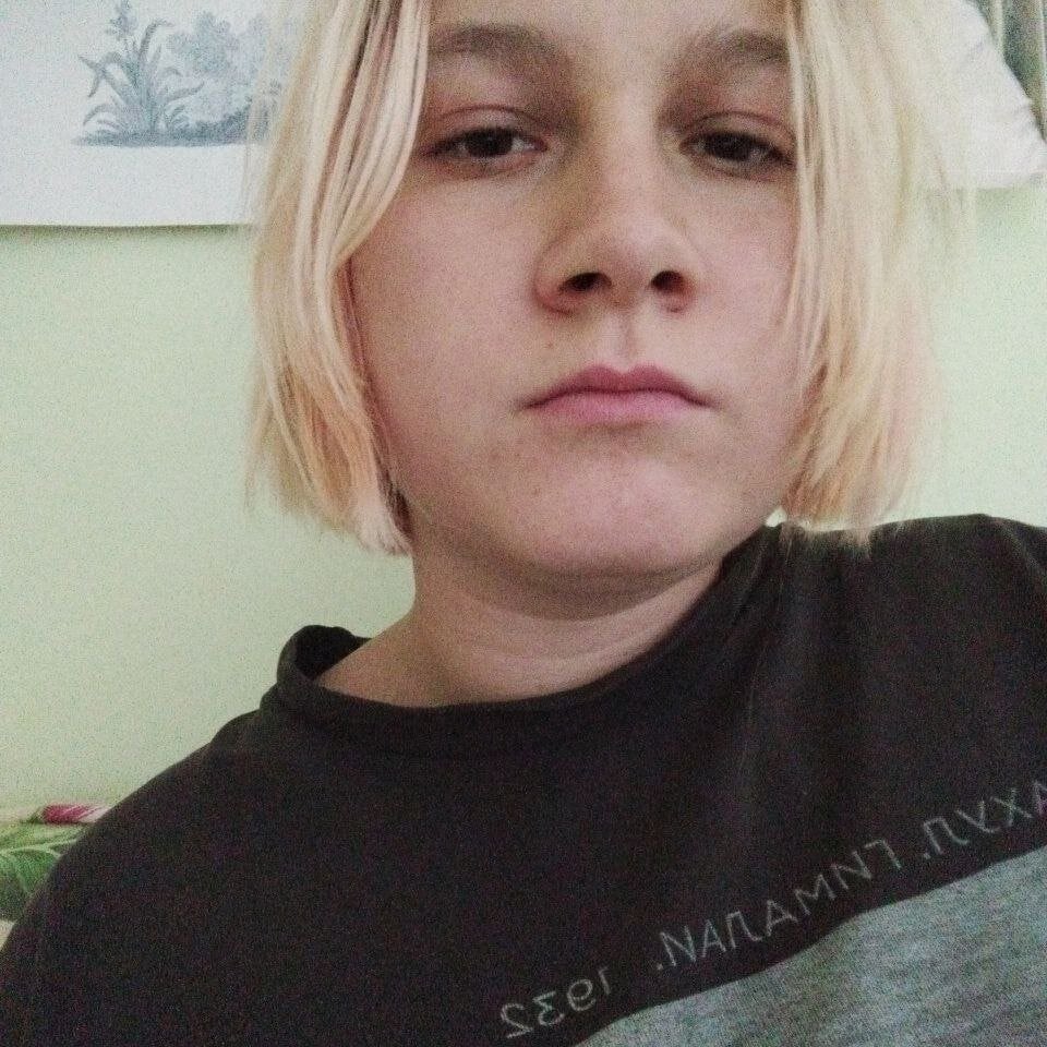 onaircams.com secretvenom livesex profile in white-hair cams