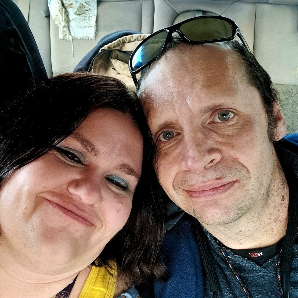 mcv131985's Offline XXX Chat