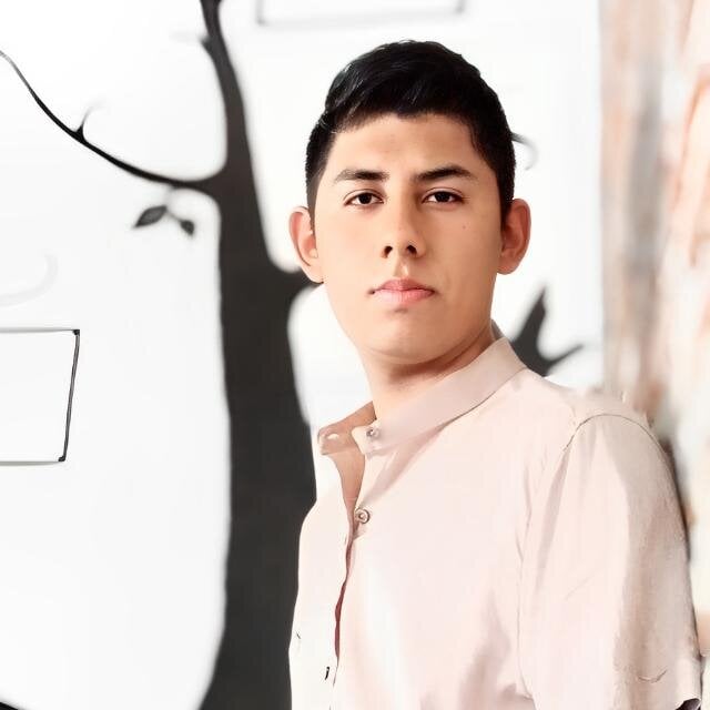 Reylatino24 profile