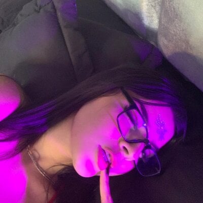 KarelyMitchel Stripchat Girls  Sex Chat 