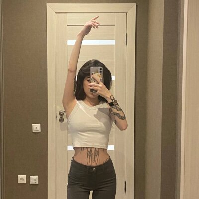 milk_Luna 💱 naked cam