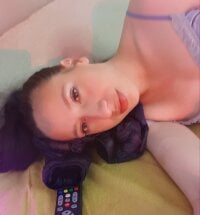 Marcela_2015's Offline Chat Room