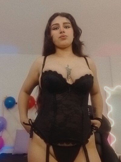 scarlet_tay1 from stripchat