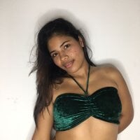 Anthonellaa_'s Offline Chat Room