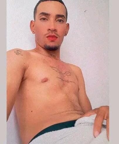 jesuslatin18 from stripchat