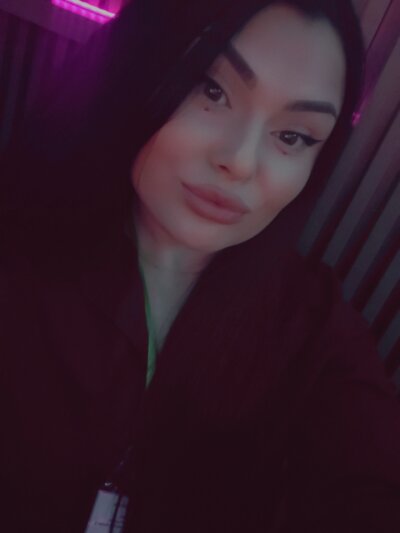 969Priya 🌭 live sex webcam