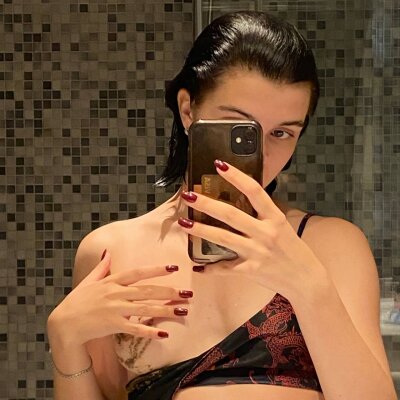 haileylu- stripchat