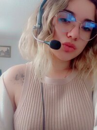 Rouse_ganesha_t's Offline Chat Room
