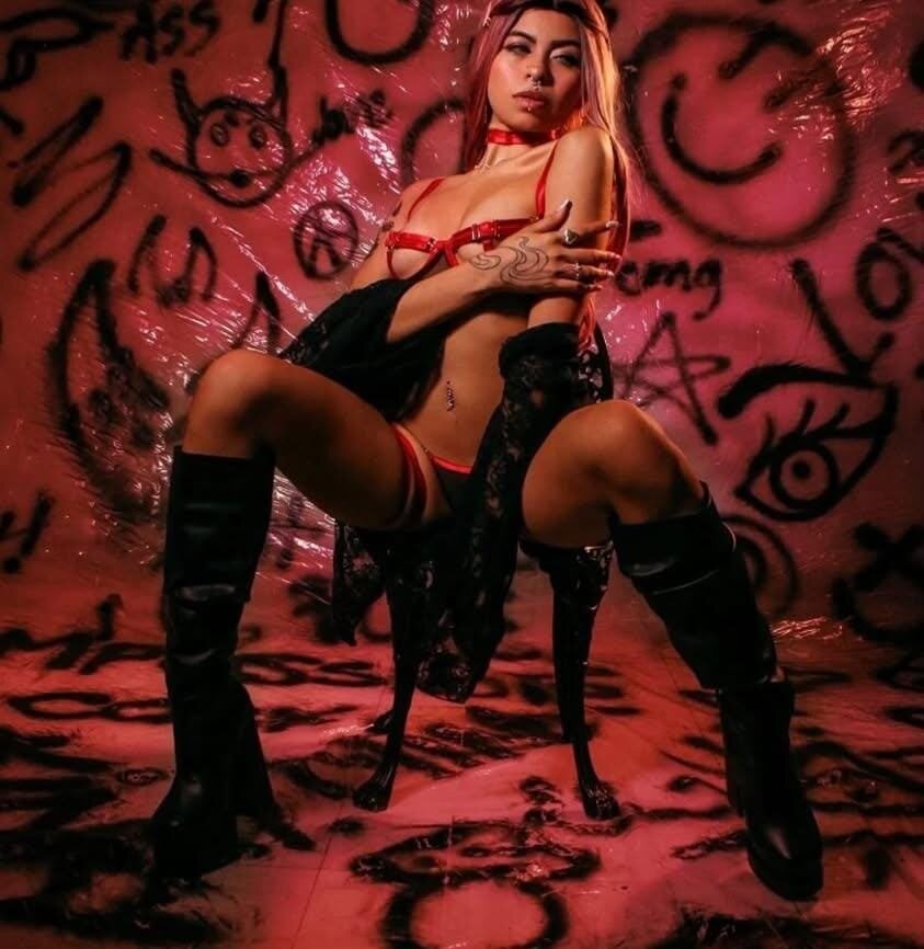 scarlett_amber_rose profile