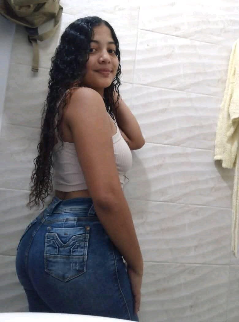 Camila-18w
