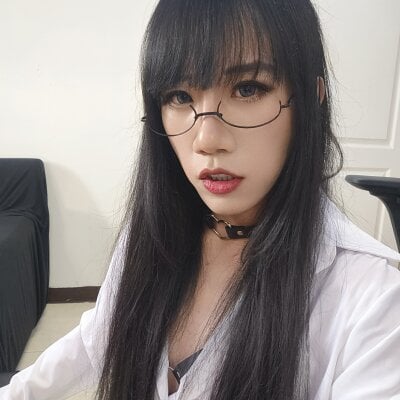 sissynini Live Cam and Statistics on UnifiedCams