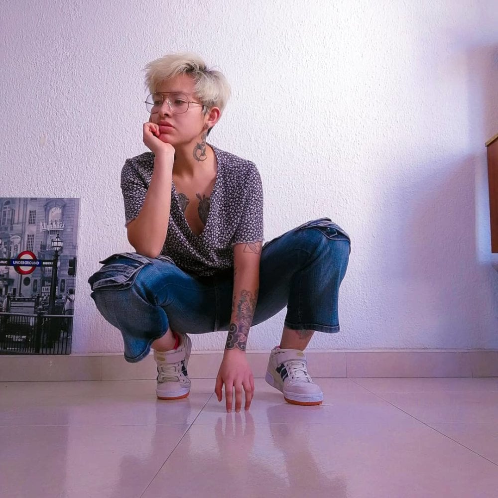 Live sex webcam photo for ArrangedFoot #290262486