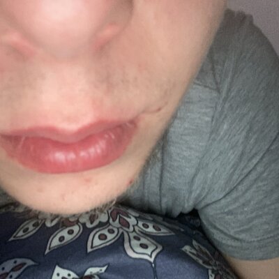 adam004 from stripchat