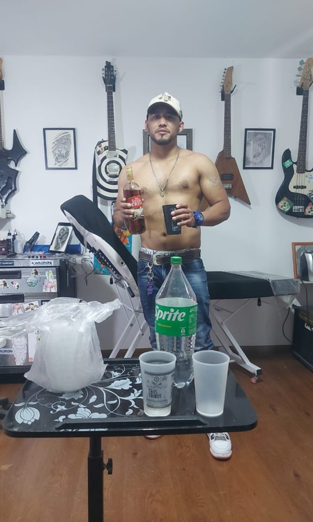 comwoy_d from stripchat