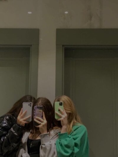 Makemehotter25 Couple Romantic Live Cam Naked