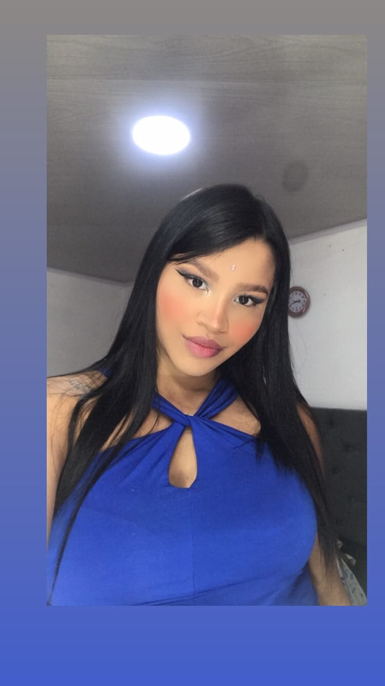 Amy_Amber_