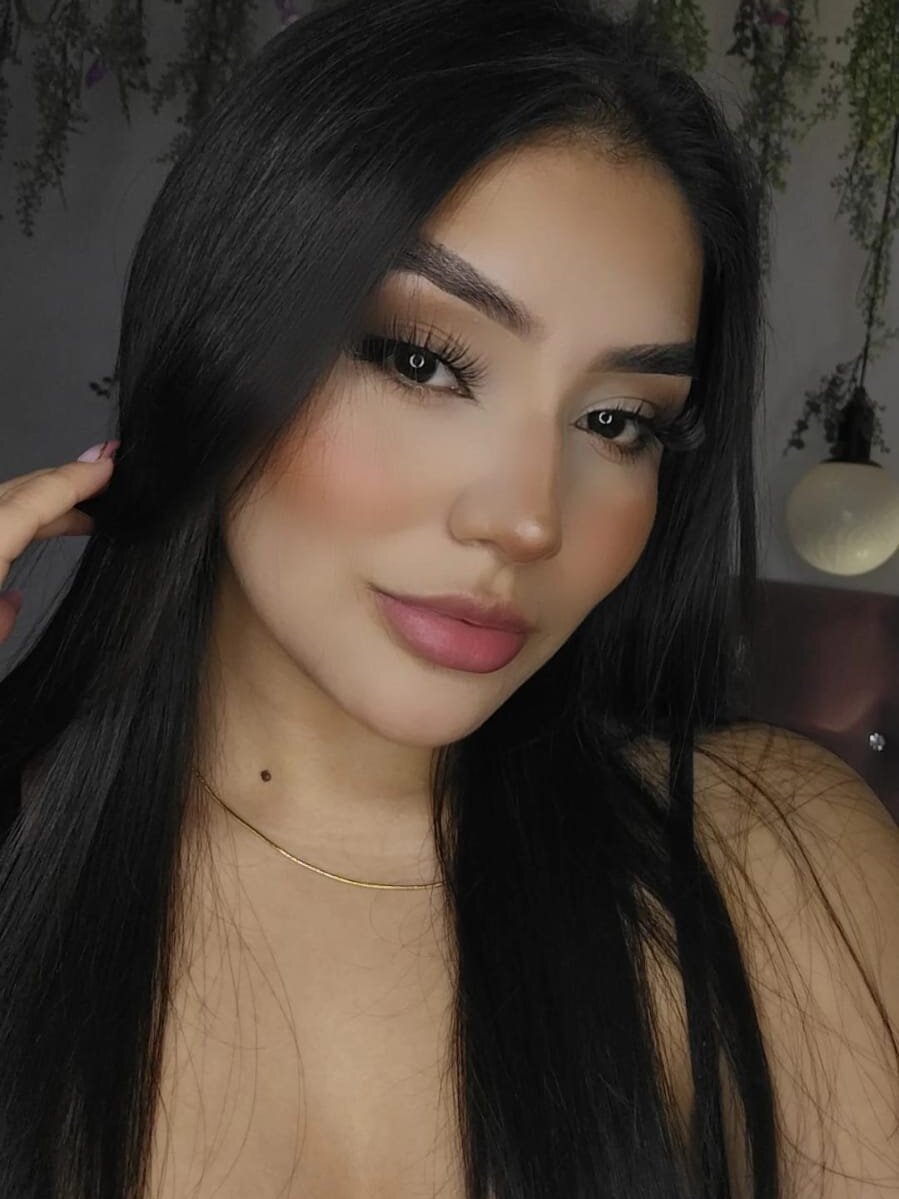 Amy_azaela profile