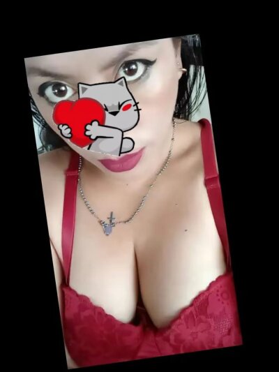 Kasandra02 on StripChat