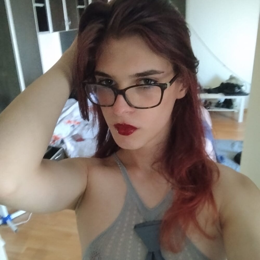 RayaRoss profile