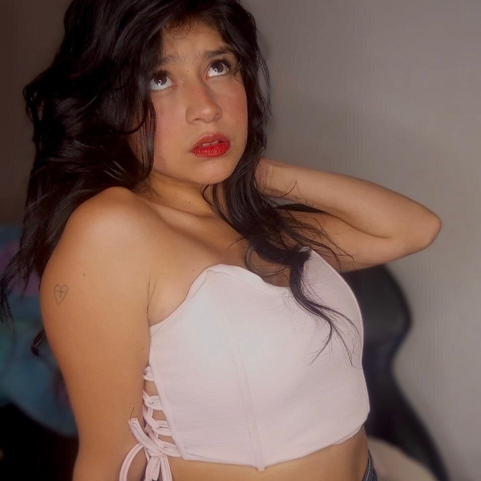 hannaa_cute's Offline XXX Chat