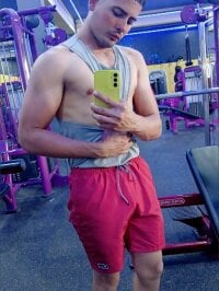 Antonio51296's webcam live show