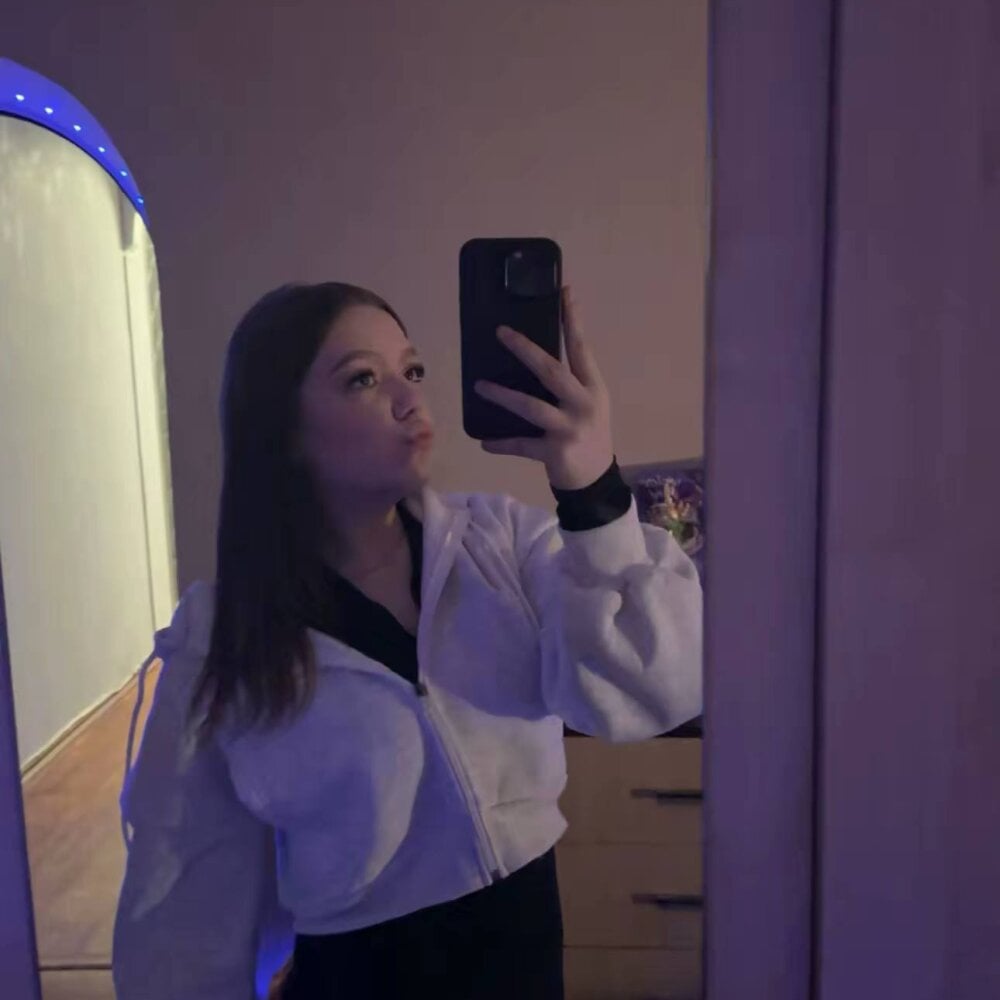 watchgirlcam.com seecoonfare livesex profile in by-the-lake cams