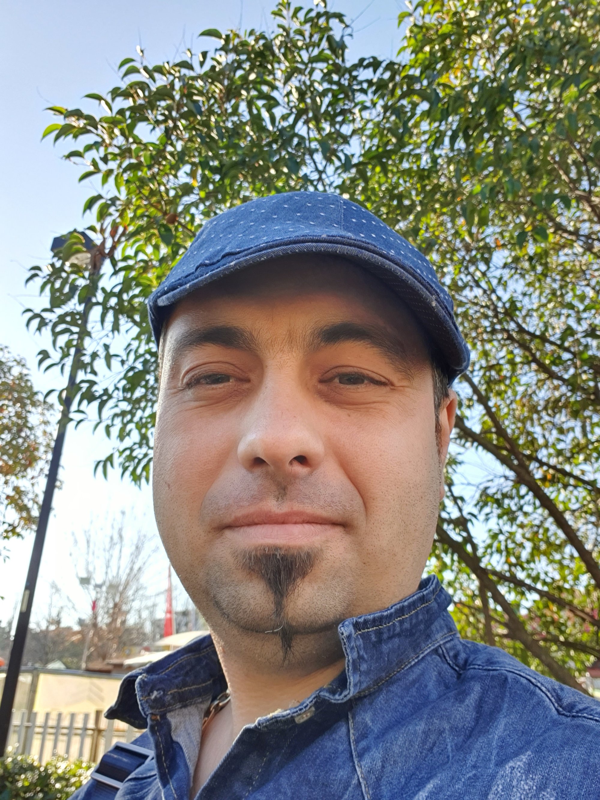 Robertoplayboy live webcam