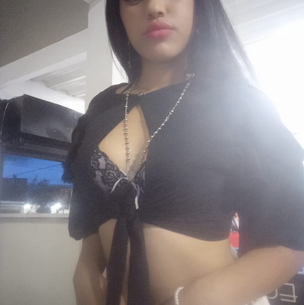 nikkitahot123 profile